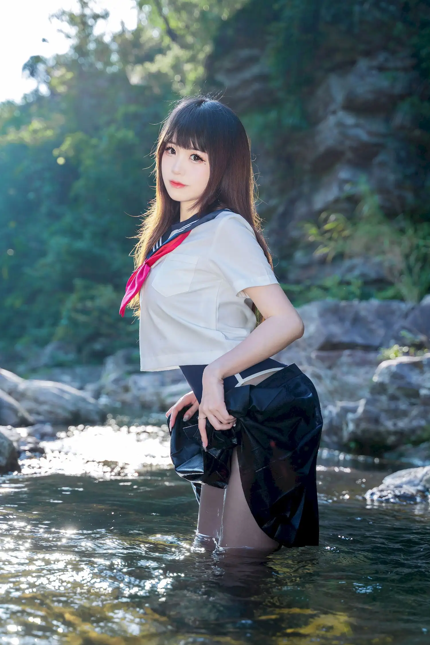 miko酱ww溪边JK制服写真 清纯与性感的极致碰撞 miko酱ww溪边JK制服写真 清纯与性感的极致碰撞