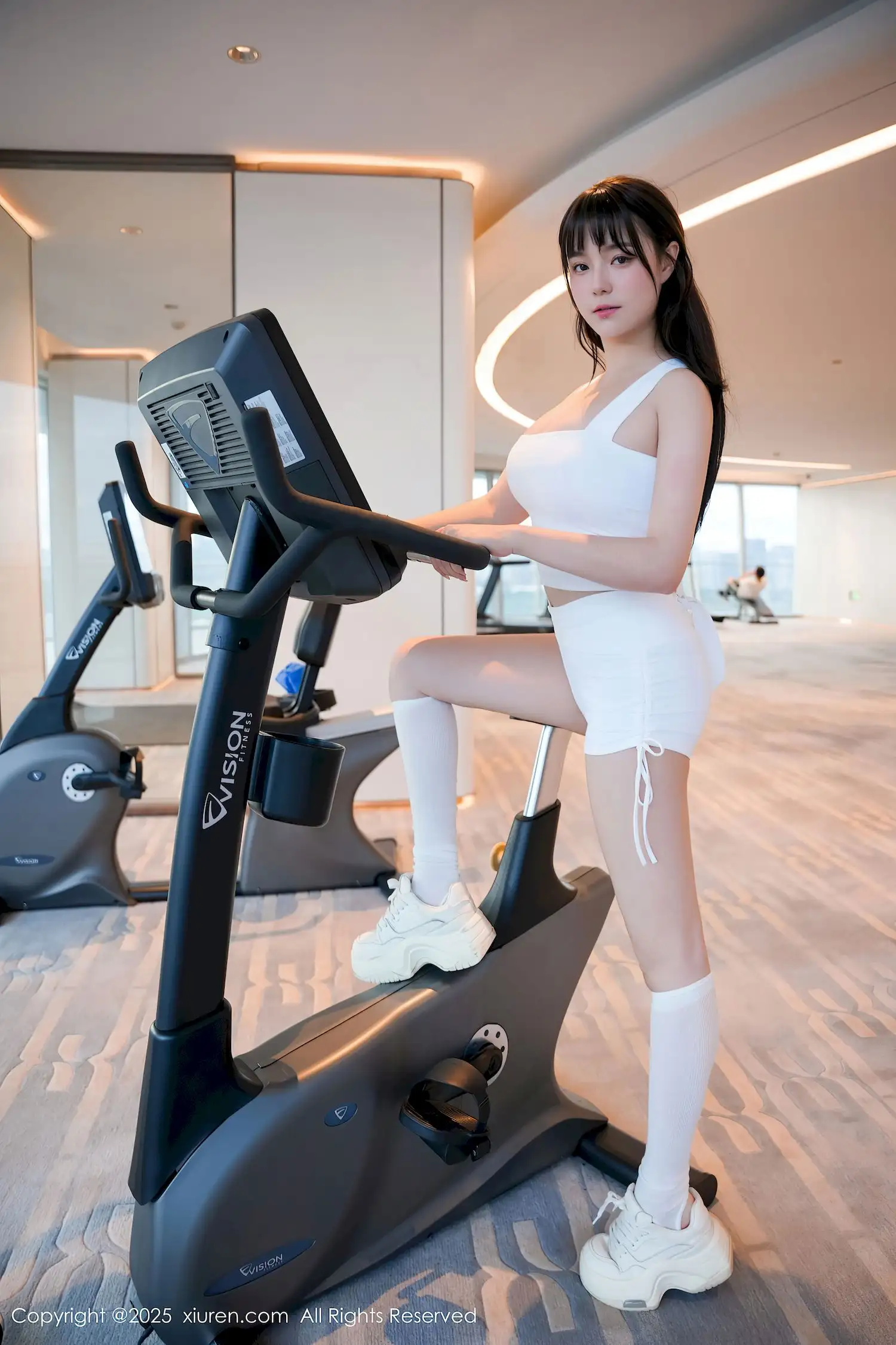 软情健身房白嫩运动装写真 氧气美女展现极致反差魅力 软情健身房白嫩运动装写真 氧气美女展现极致反差魅力