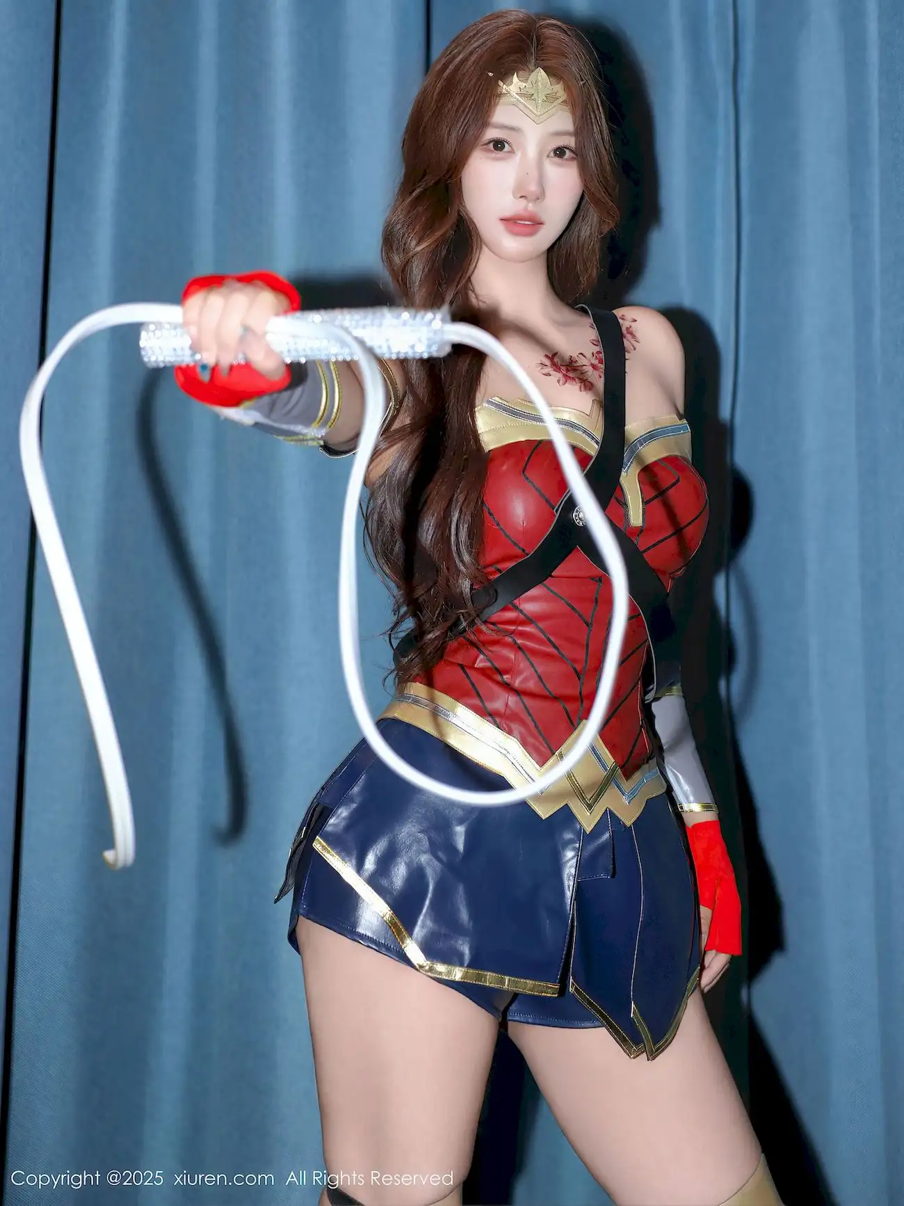 金允希Yuki经典造型诠释刚柔并济之美