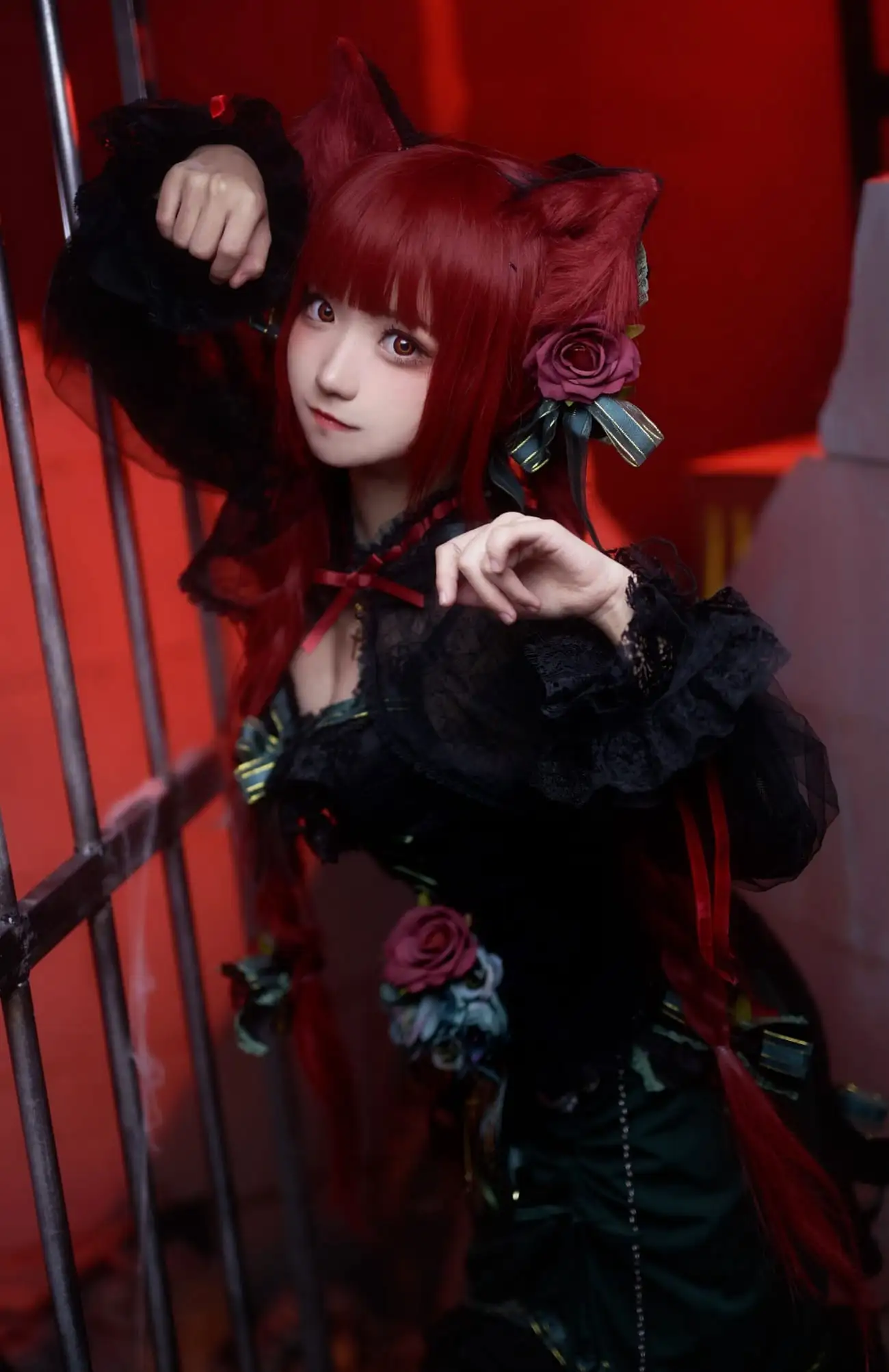 花柒Hana黑猫少女写真 暗系穿搭藏不住灵动气质