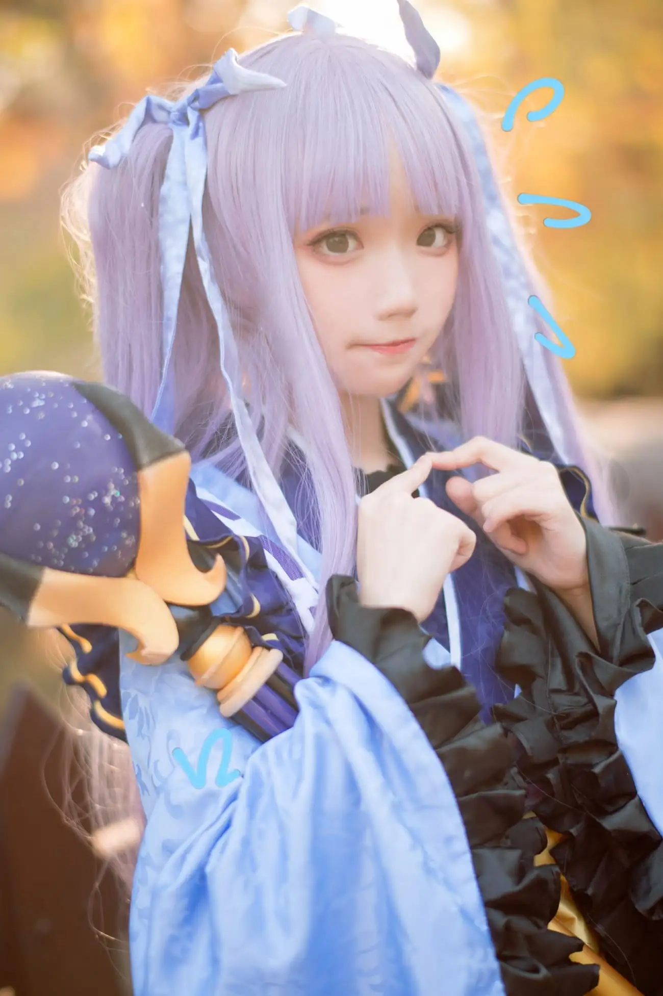 花柒Hana秋日魔女漫游 紫发法杖踩碎一地金叶 花柒Hana秋日魔女漫游 紫发法杖踩碎一地金叶