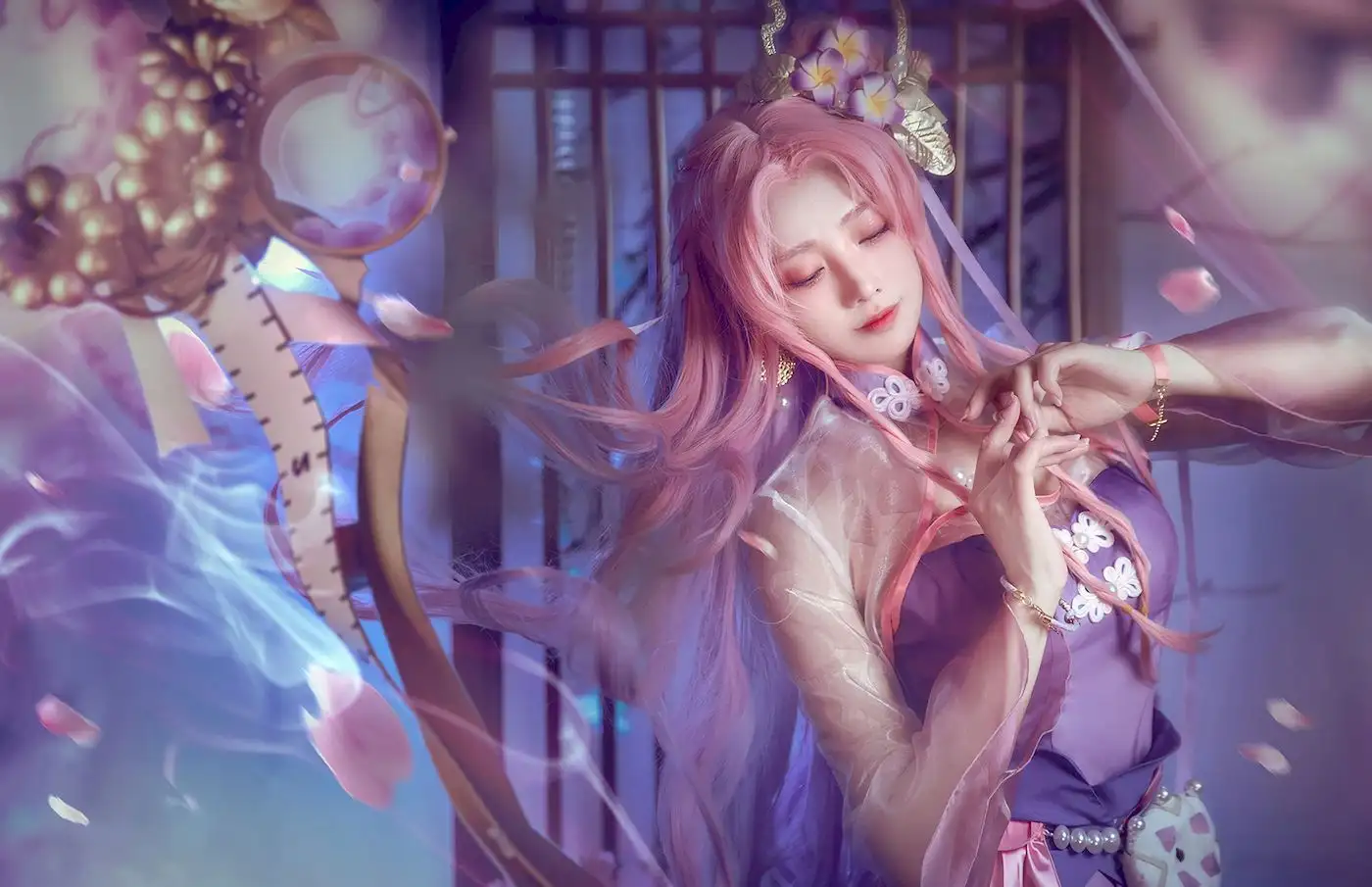走路摇zly紫霞仙子写真 执杖立屏前梦回幻月夜