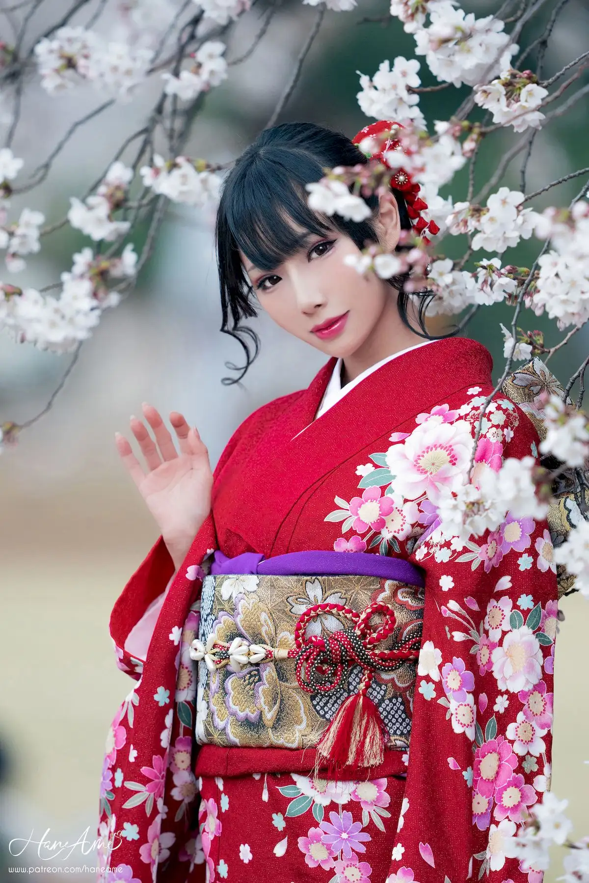 雨波HaneAme红和服赏樱写真 春日花海里的明艳少女