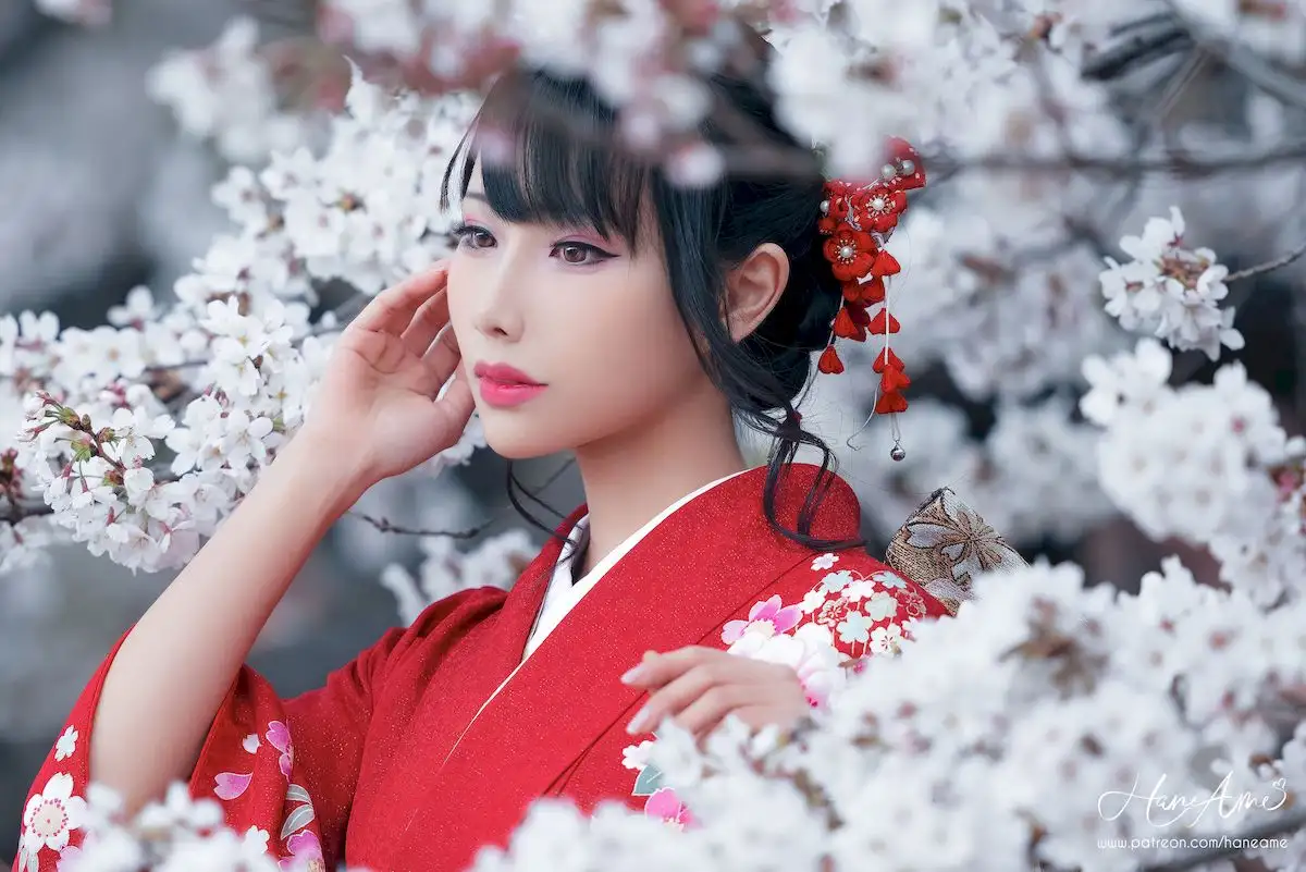 雨波HaneAme红和服赏樱写真 春日花海里的明艳少女