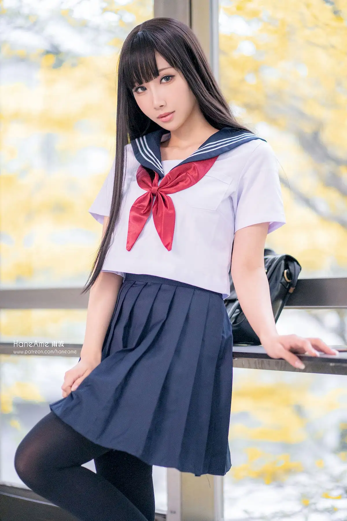 雨波HaneAme秋日水手服写真 银杏走廊里的清纯日常 雨波HaneAme秋日水手服写真 银杏走廊里的清纯日常