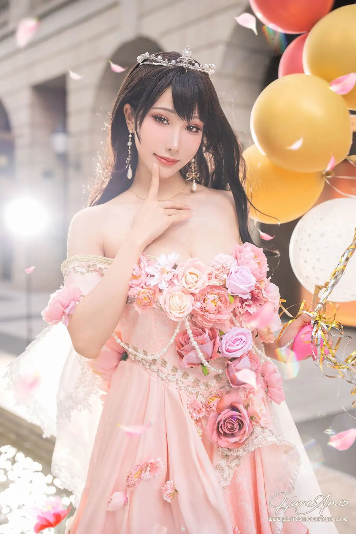 雨波HaneAme粉玫瑰礼服写真 花瓣飞舞的甜美公主风