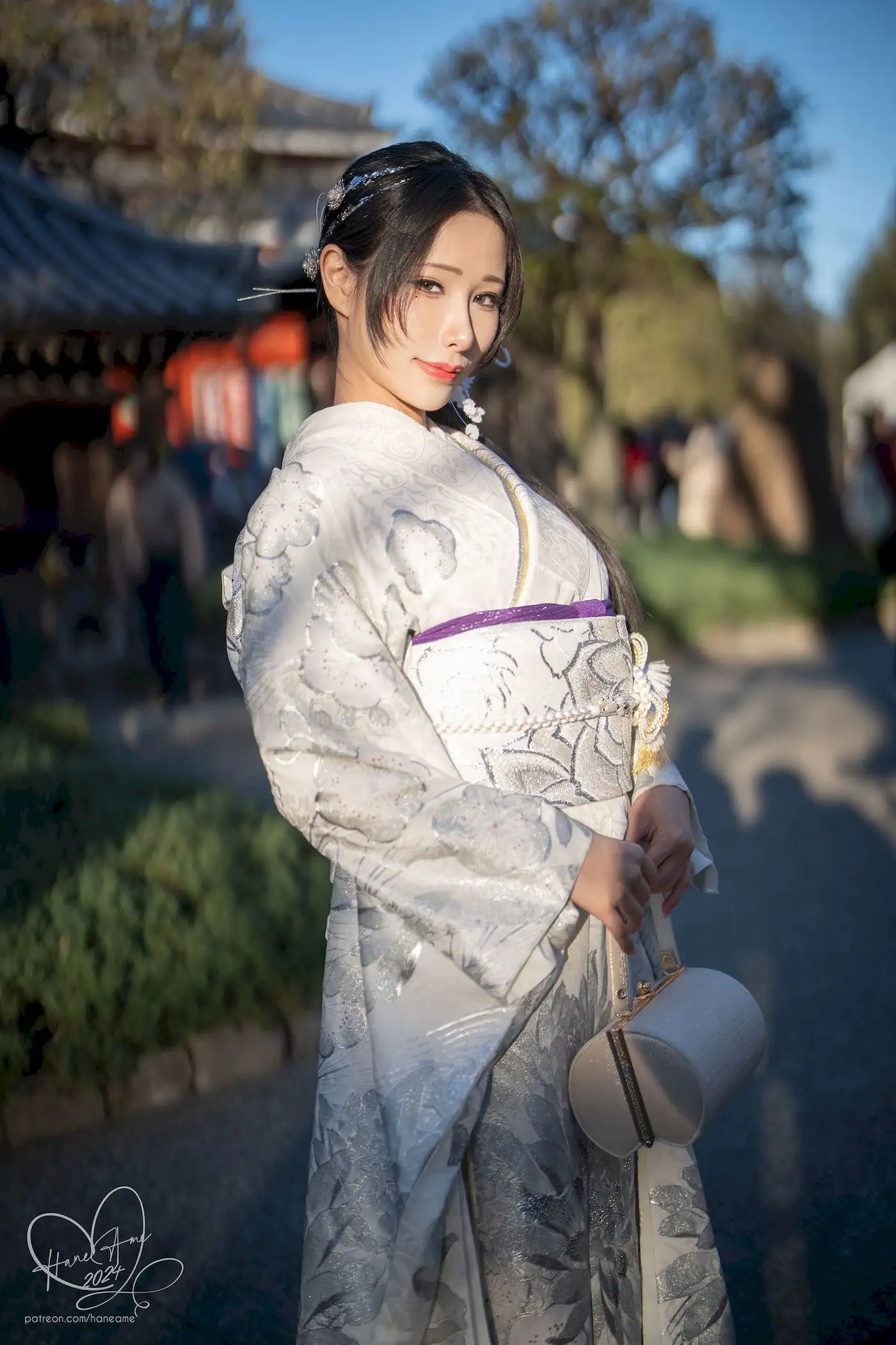 雨波HaneAme白无垢和服写真 古街暖阳下的东方温婉